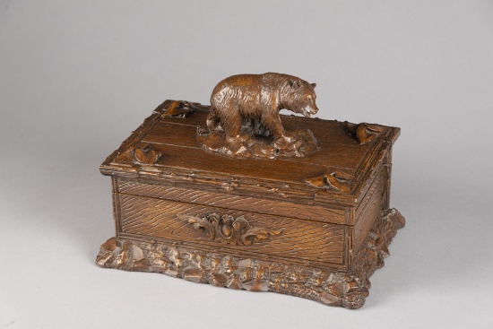 Fancy molded Cigar Box with bear on top of hinged lid, shows fancy workmanship. Excellent condition