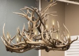 Magnificent Custom Horn Chandelier made by master Horn Designer the late Dave Karp, Fredericksburg,
