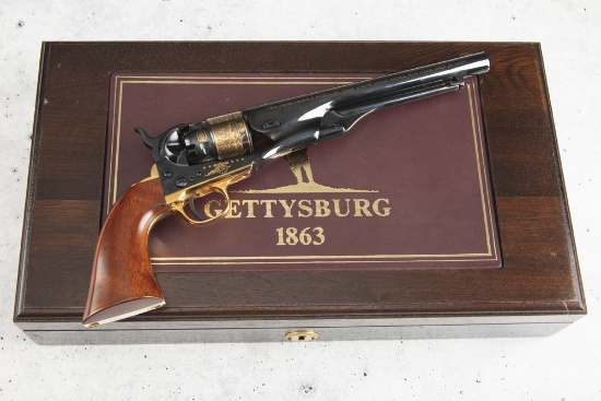 Cased Replica of a Colt Model 1860 Black Powder Percussion Revolver, SN 1077, .44 caliber, comes in