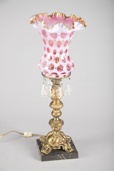 Beautiful custom made Table Lamp, shade is possibly Fenton, designed by the Lamp Lighter, Lorena, Te