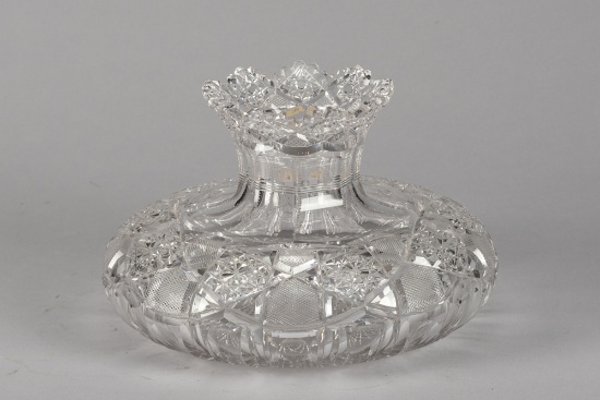 Brilliant Period Cut Glass Mushroom Vase with zipper line cuts and brilliant workmanship, measures 7