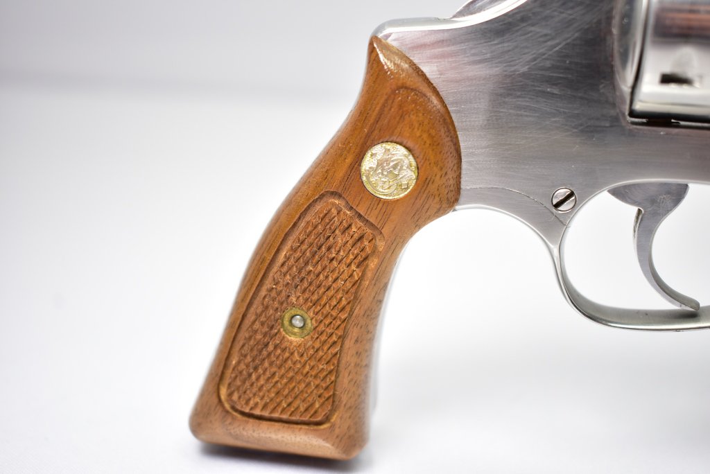 1982 Smith & Wesson, Model 63, 22 LR cal., | Proxibid