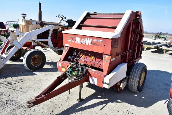 M&W Round Baler