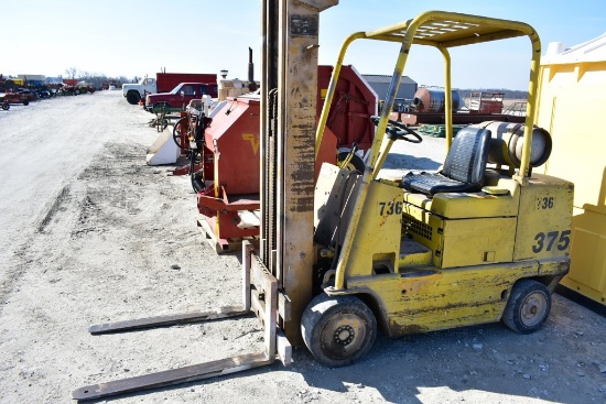 Caterpillar 875 Fork Lift