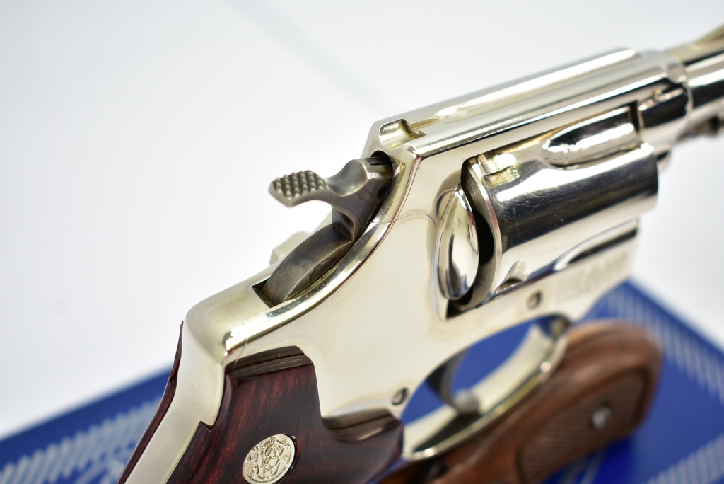 1981 Smith & Wesson, Chiefs Special, No. 36, 38 | Proxibid