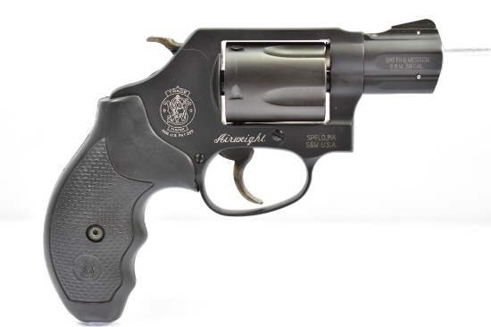 Smith & Wesson, "Airweight", 38 Spl. Cal., Revolver, (W/ Box), SN - CTT1087