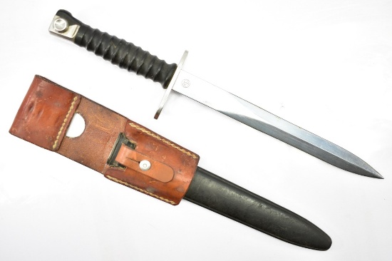 Swiss Army 520 Sig Sturmgewehr 57 Bayonet With Scabbard & Frog