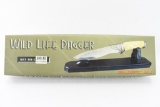 Wild Life Dagger With Elk Design