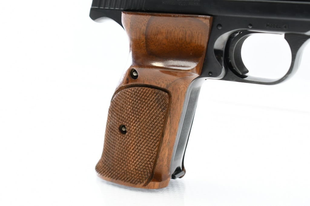 1977 Smith & Wesson, Model 41, 22 LR, Semi-Auto, | Proxibid