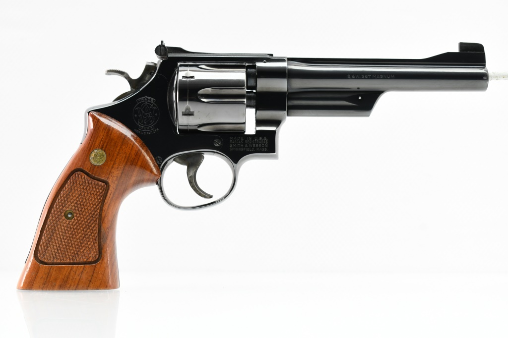マグナム 1976 HEAVY FRAME SMITH & WESSON 1976 Smith & Wesson, Model 29-2 Nickel (8 3/8