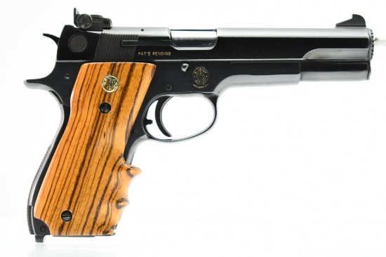 1979 Smith & Wesson Model 52-2 "38 Master", 38 Special Wadcutter, Semi-Auto, SN - A589507