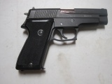 Sig Sauer mod. P220 45 ACP cal semi auto pistol with 2 extra mags, holster
