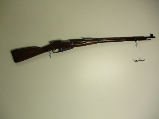 Mosin Nagant 7.62x54R bolt action rifle w/bayonet mfg. 1939 ser # B33444