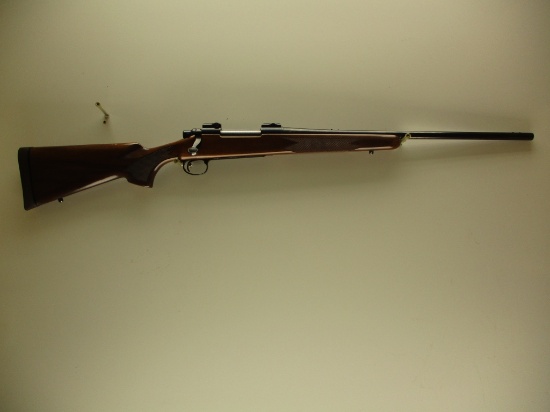Remington Mod 700 Classic 35 Whelan cal B/A rifle 22" barrel  With box  ser