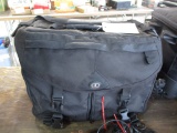 Canon 2 580EXII, speed lights, 1 430EXII speed light, 5 charger packs, speed light transmitter & bag