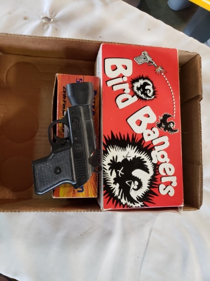 Bird Bangers with gun