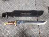2 Stainless knives - made in Pakistan
