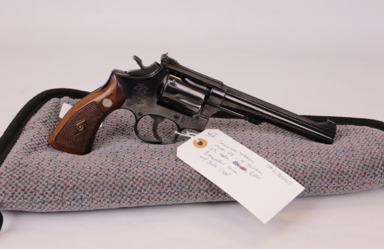 Smith & Wesson mod48-4 Screw 22 mag revolver