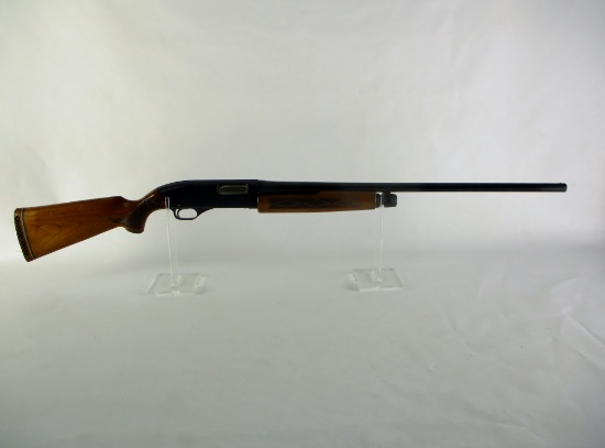 Winchester mod 1200 16 ga pump shotgun