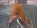 English saddle with blanket, no stirrups