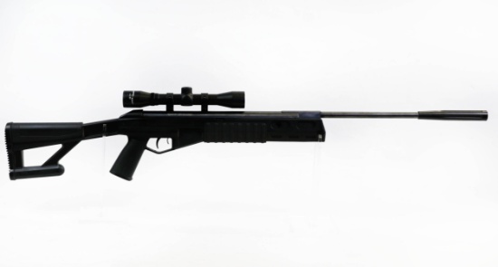 Crosman Fury II Blackout .177 cal pellet gun Model 30150 w/Center point 4x32 scope ser# 913X0773