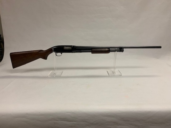 Winchester mod 12 16 ga pump shotgun