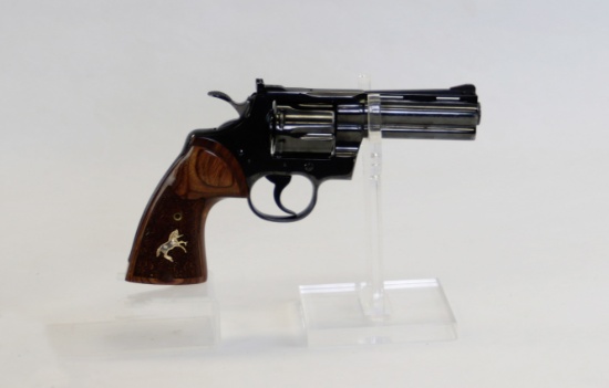 Colt model Python 357 magnum cal revolver