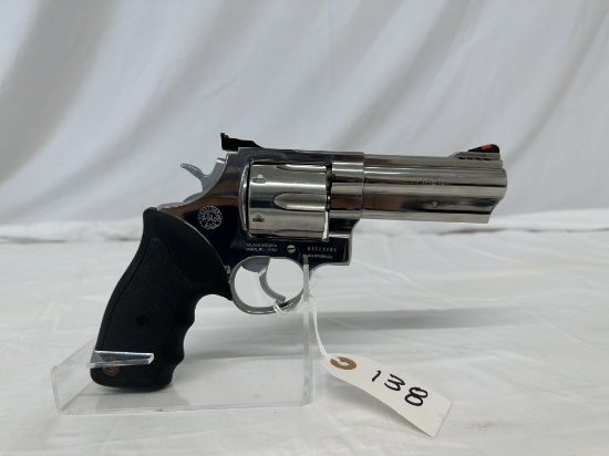 Taurus 44 magnum SA/DA revolver
