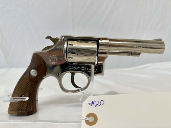 Taurus model 82 38 special caliber revolver