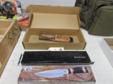 Assorted knives: