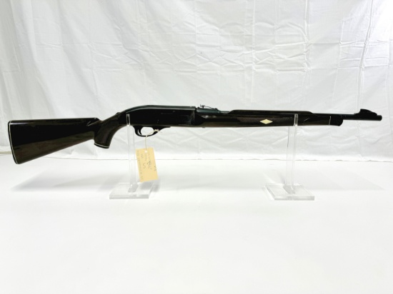 Remington Nylon 66 22 cal semi auto rifle
