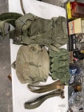 4 field packs -v 2 marked US