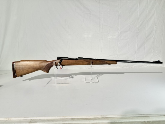 Winchester mod 70 300 H&H Mag cal Bolt Action rifle