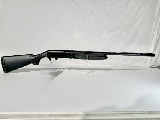 Benelli Super Black Eagle 12 ga semi auto shotgun
