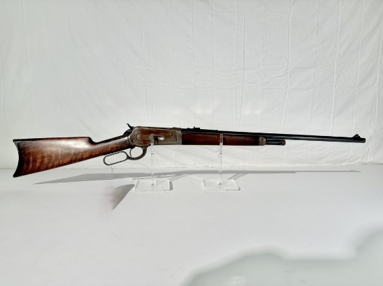 Winchester mod 1886 33 WCF cal lever action rifle