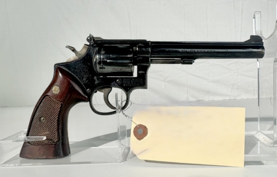 Smith & Wesson mod 17 22LR cal revolver