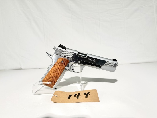 Metro Arms/Tristar 10mm cal semi auto pistol