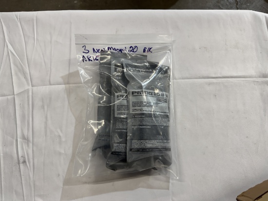 3 new Magpul 20 rd AR-15 magazines