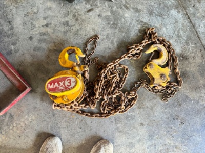 Maxco 3 Ton Hoist & Chains