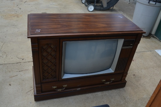 TV W/STAND