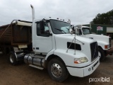 2006 VOLVO VE D12 TRUCK DAY CAB