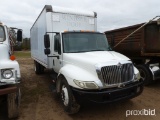 2002 IH 4300 BOX TRUCK