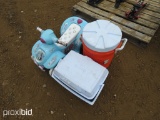 2 ICE CHESTS & KIDS CAR