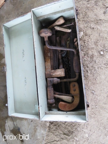 TOOLBOX W/TOOLS