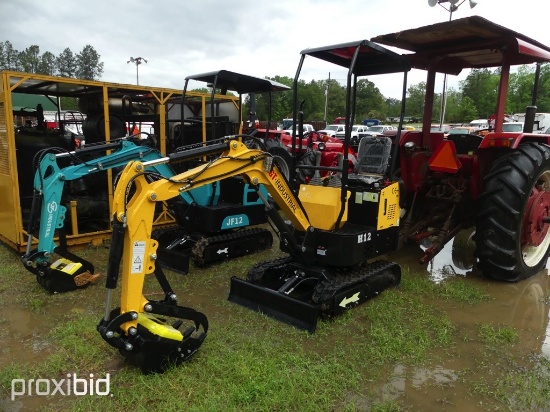 2022 AGT INDUSTRIAL MINI EXCAVATOR