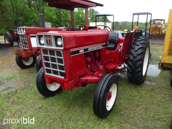 INTERNATIONAL 484 TRACTOR