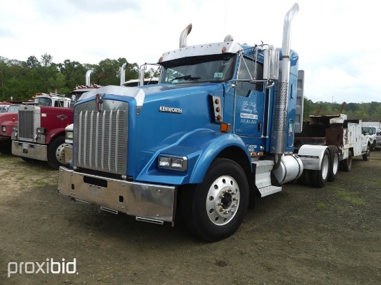 2006 KENWORTH T800 TRUCK TRACTOR W/ SLEEPER