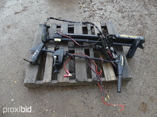 2 TROLLING MOTORS
