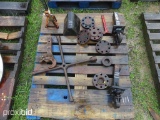 PALLET W/PENDLE HITCHES & TOOLS