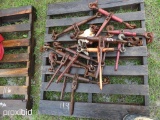 PALLET OF BINDERS